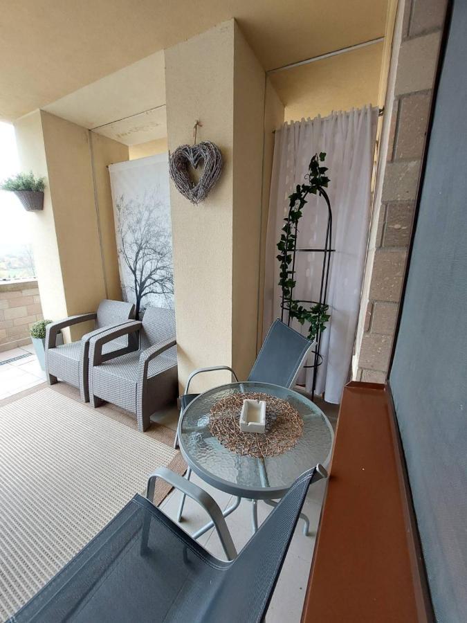 Gyogyvoelgy Apartman Egerszalók Exteriör bild
